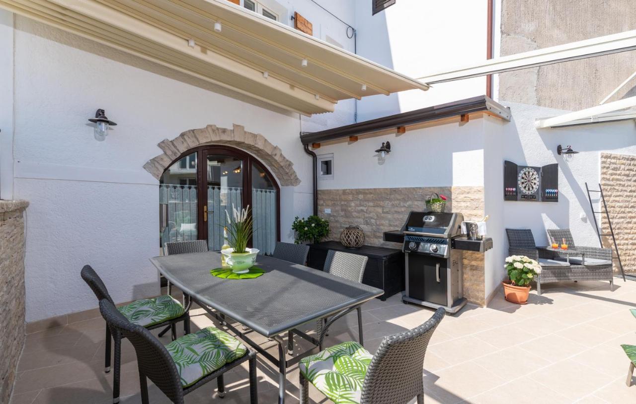 Villa Lenoir فيرسار المظهر الخارجي الصورة
